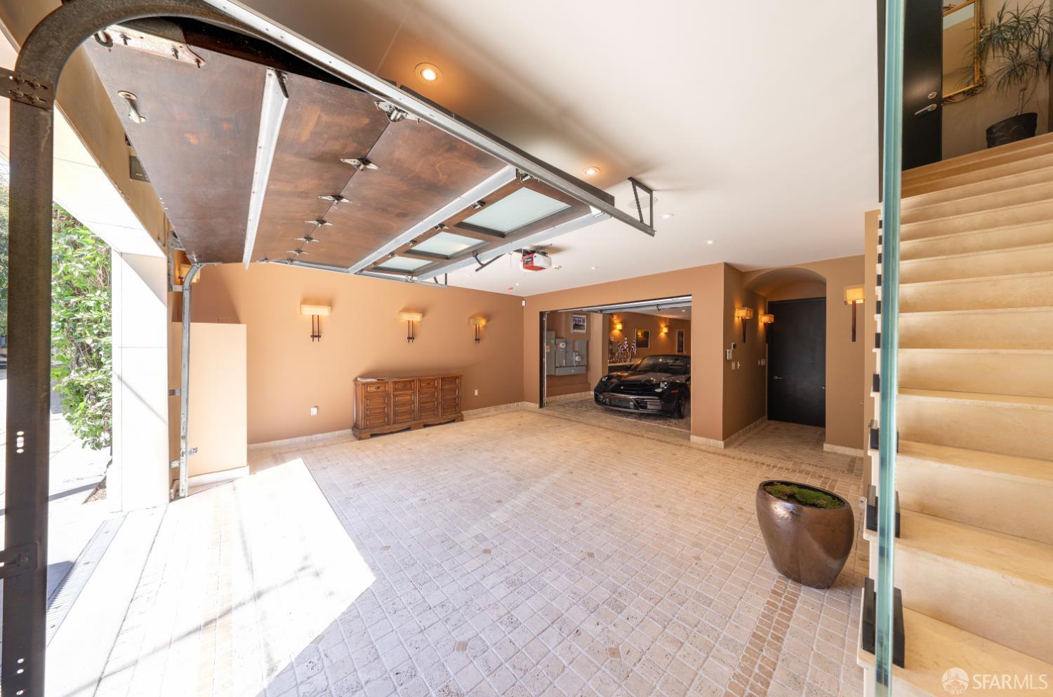 720 Clementina Street - Photo 5