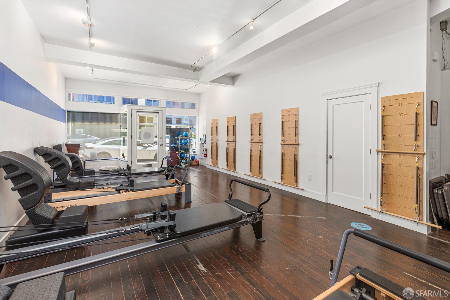 2254 Union Street - Photo 4
