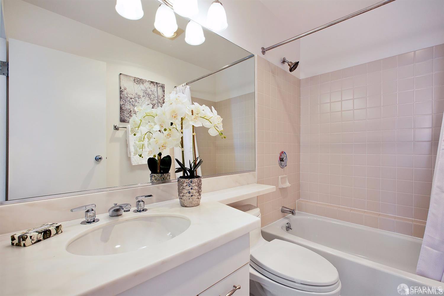 300 3rd Street #915 - Photo 4