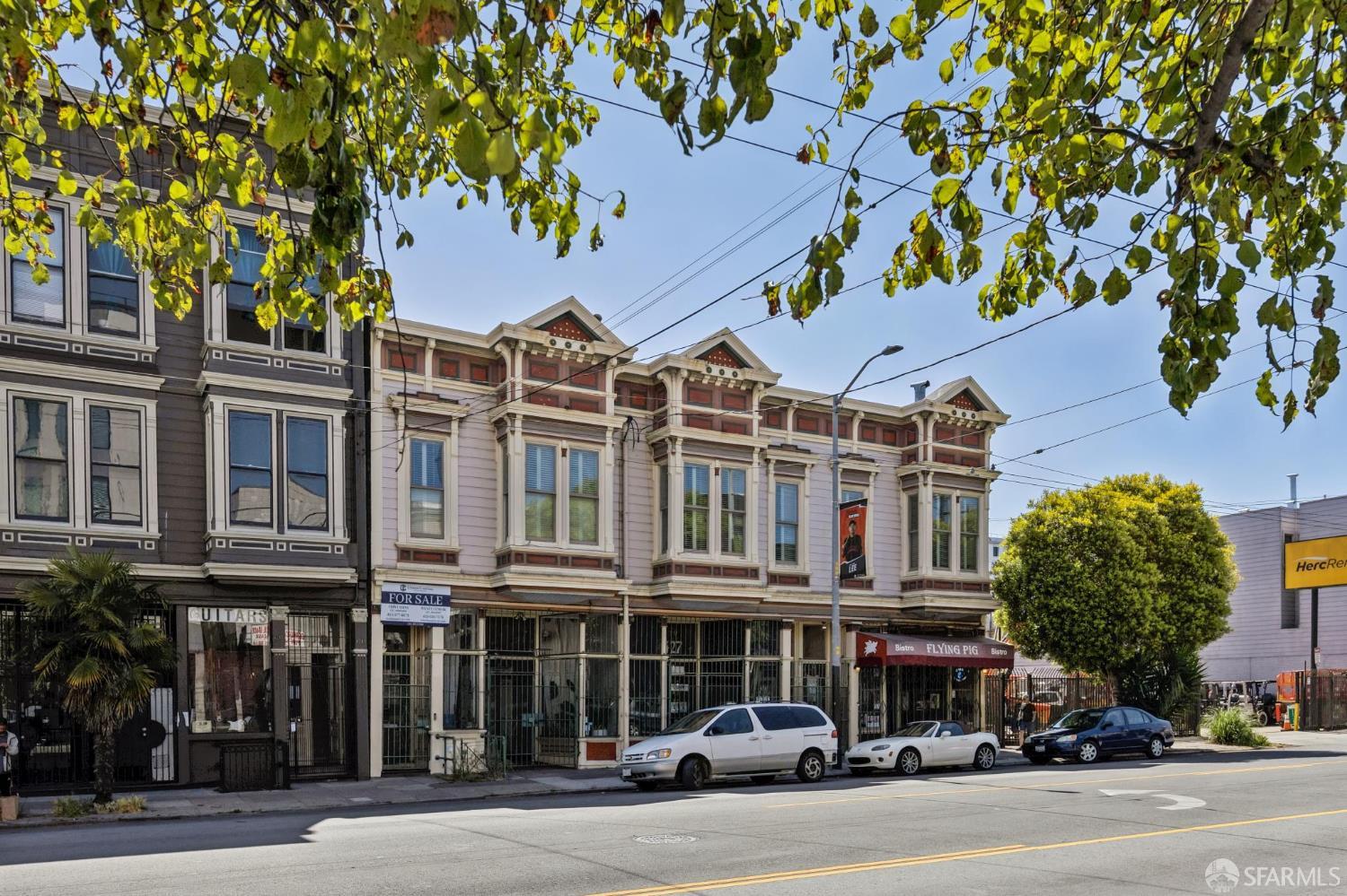 423-433 South Van Ness Avenue - Photo 2