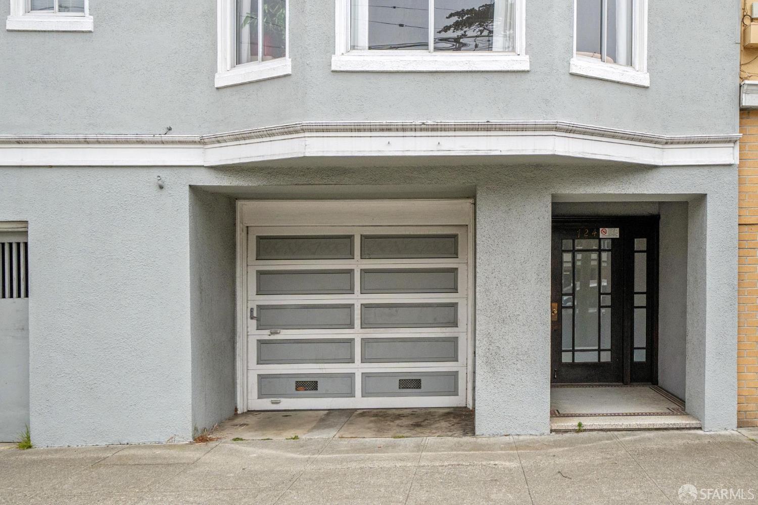 724 8th Avenue - Photo 3