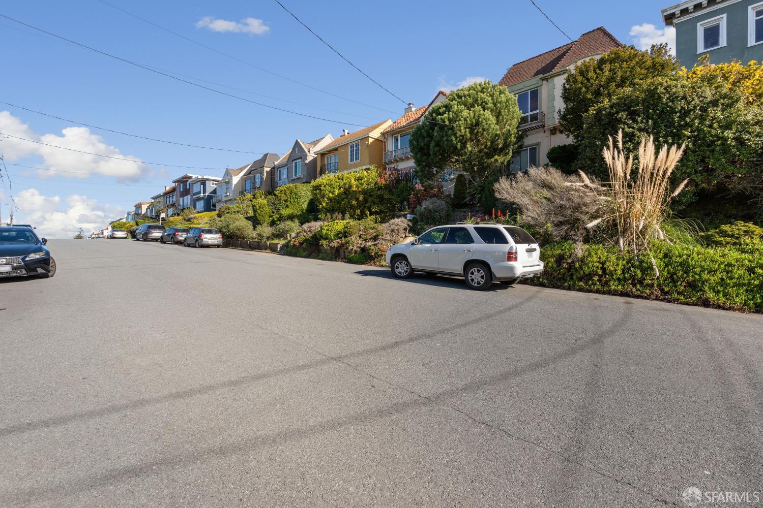 2076 16th Avenue - Photo 2