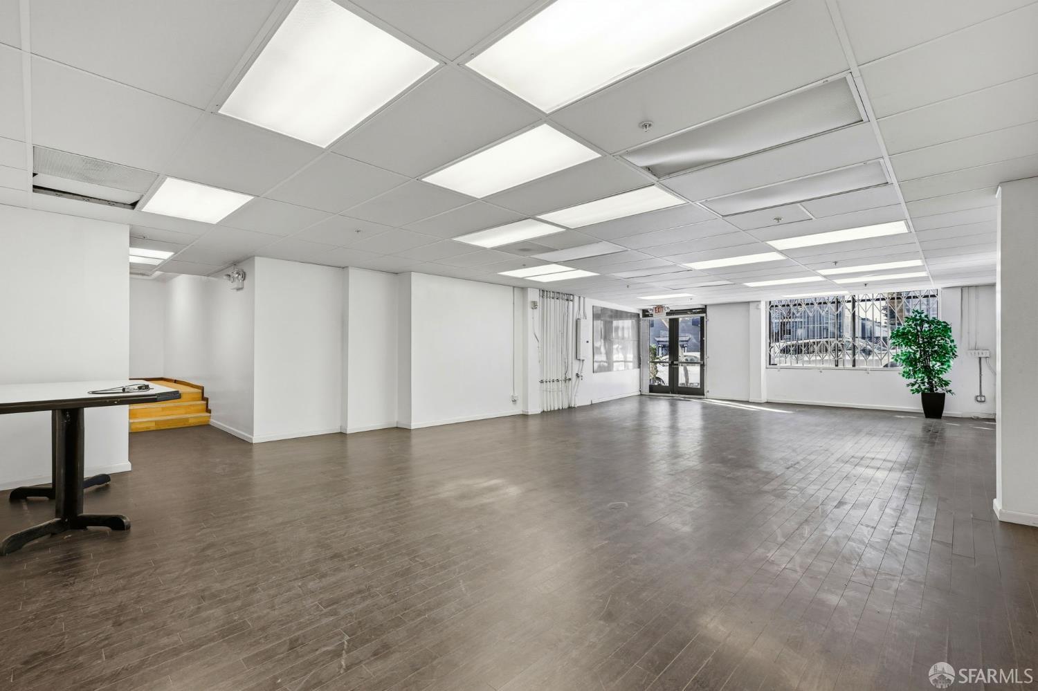 3112 California Street - Photo 2