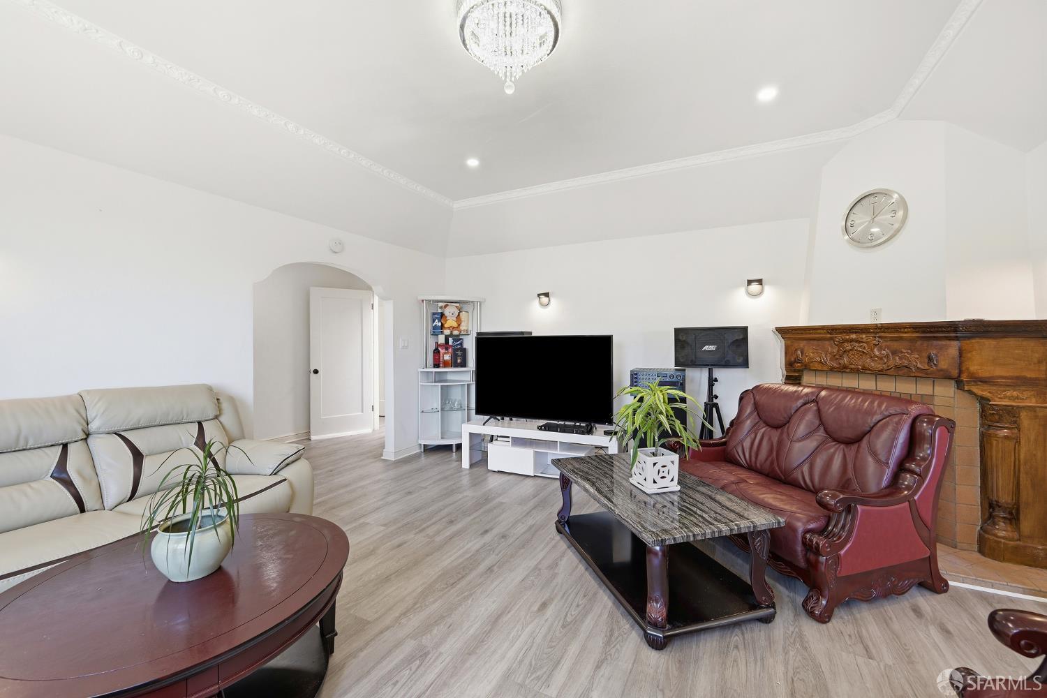 1133 Silver Avenue - Photo 4