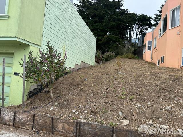 95 Santa Cruz Avenue - Main photo
