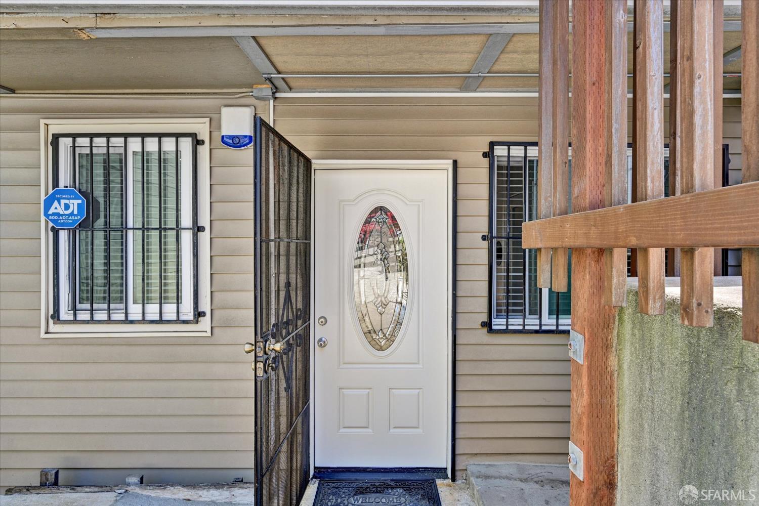 2937 Griffith Street - Photo 4