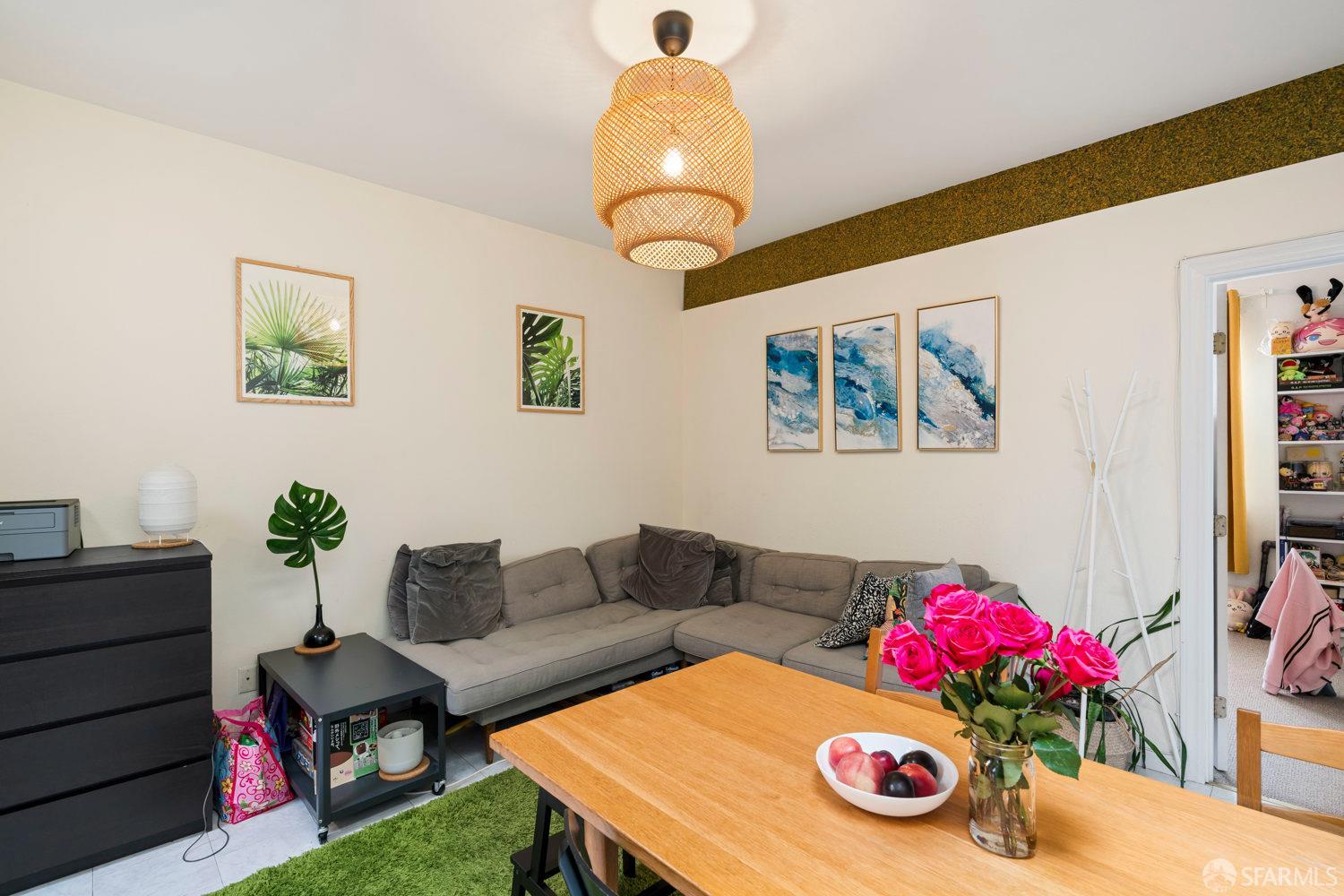 753 Spruce Street - Photo 3