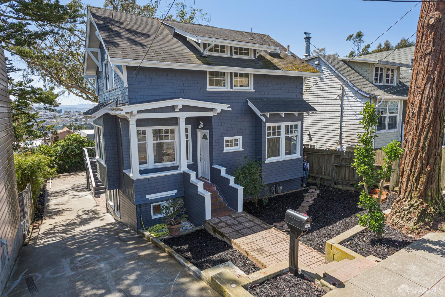 759 Lakeview Avenue - Main photo