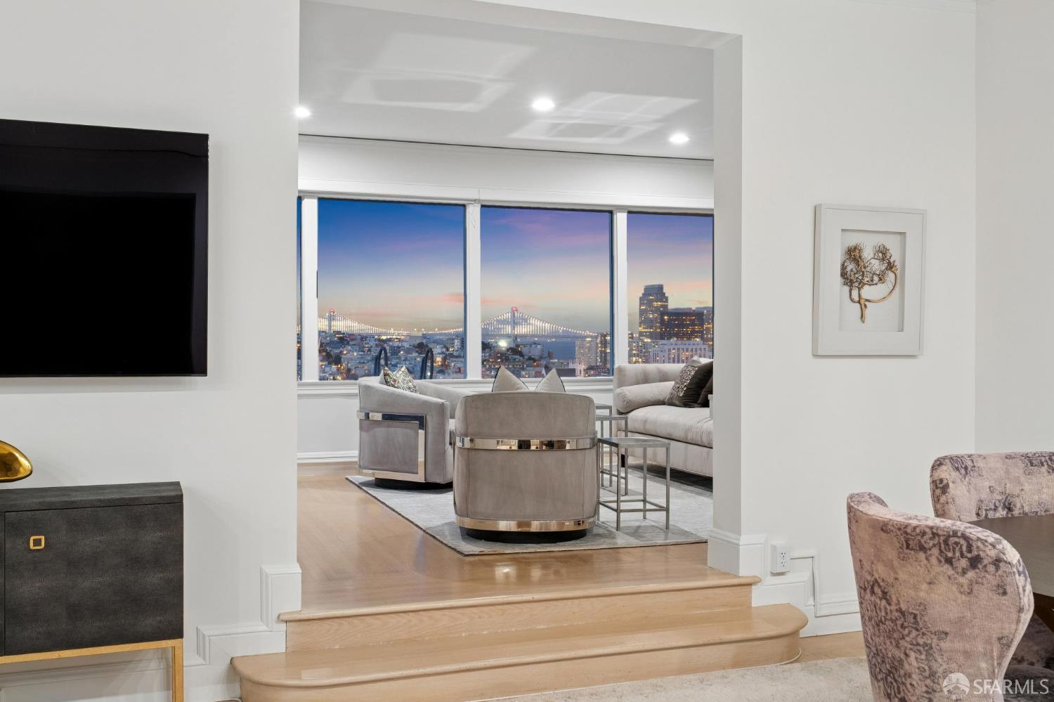 1127 Greenwich Street - Photo 3