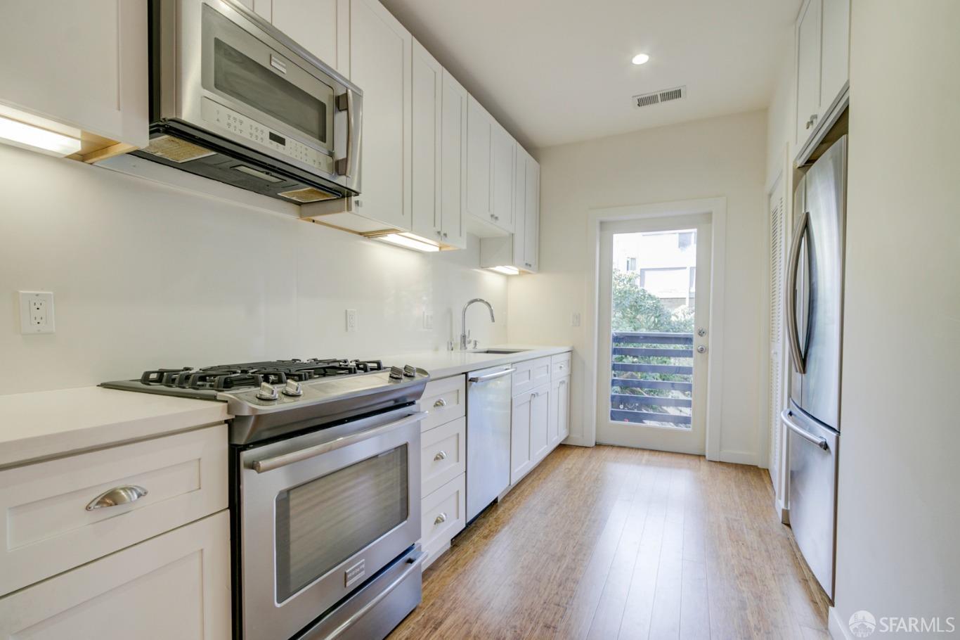 1312-1314 Jessie Street - Photo 4