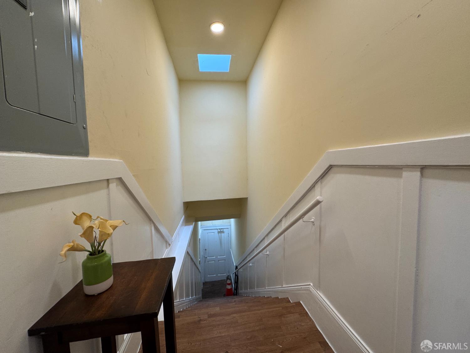 2719 Hyde Street - Photo 2