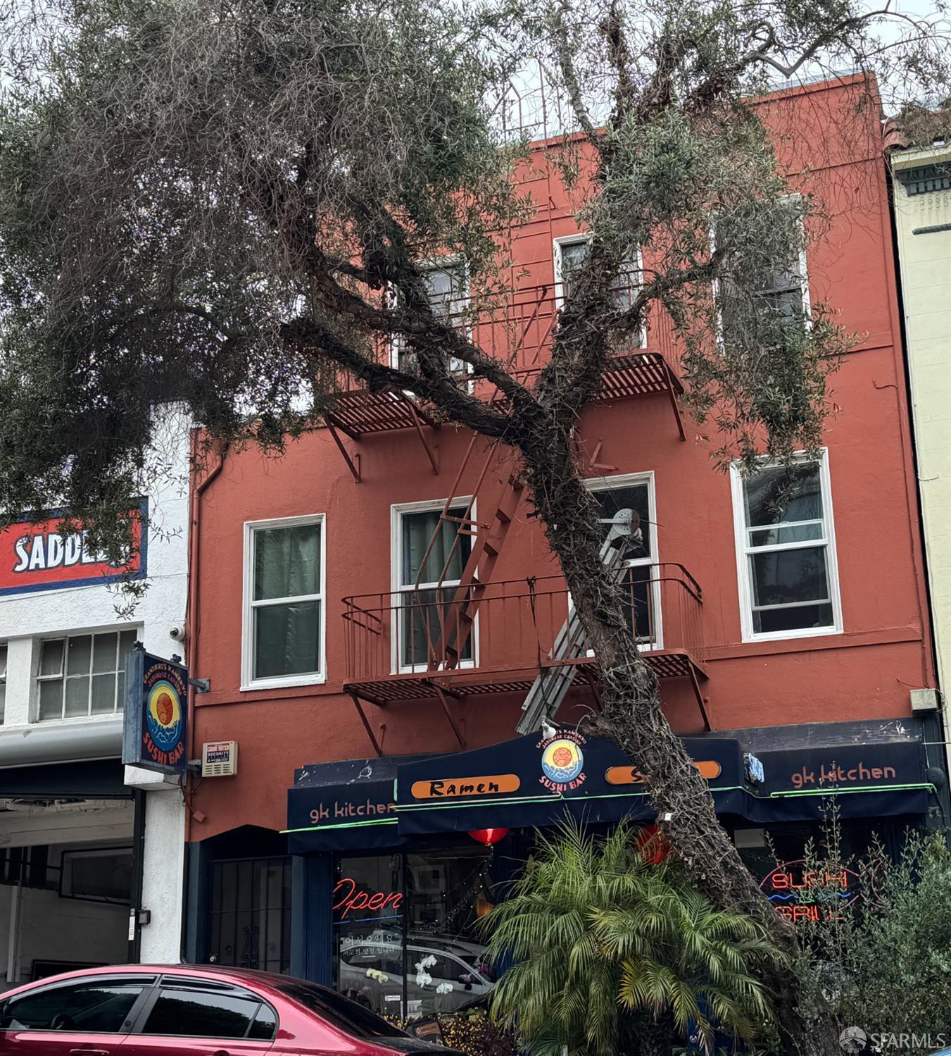 2719 Hyde Street - Main photo
