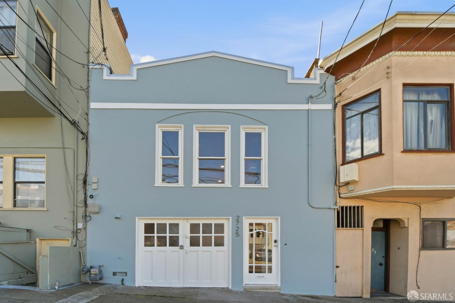 2725 20th Street - Photo 2