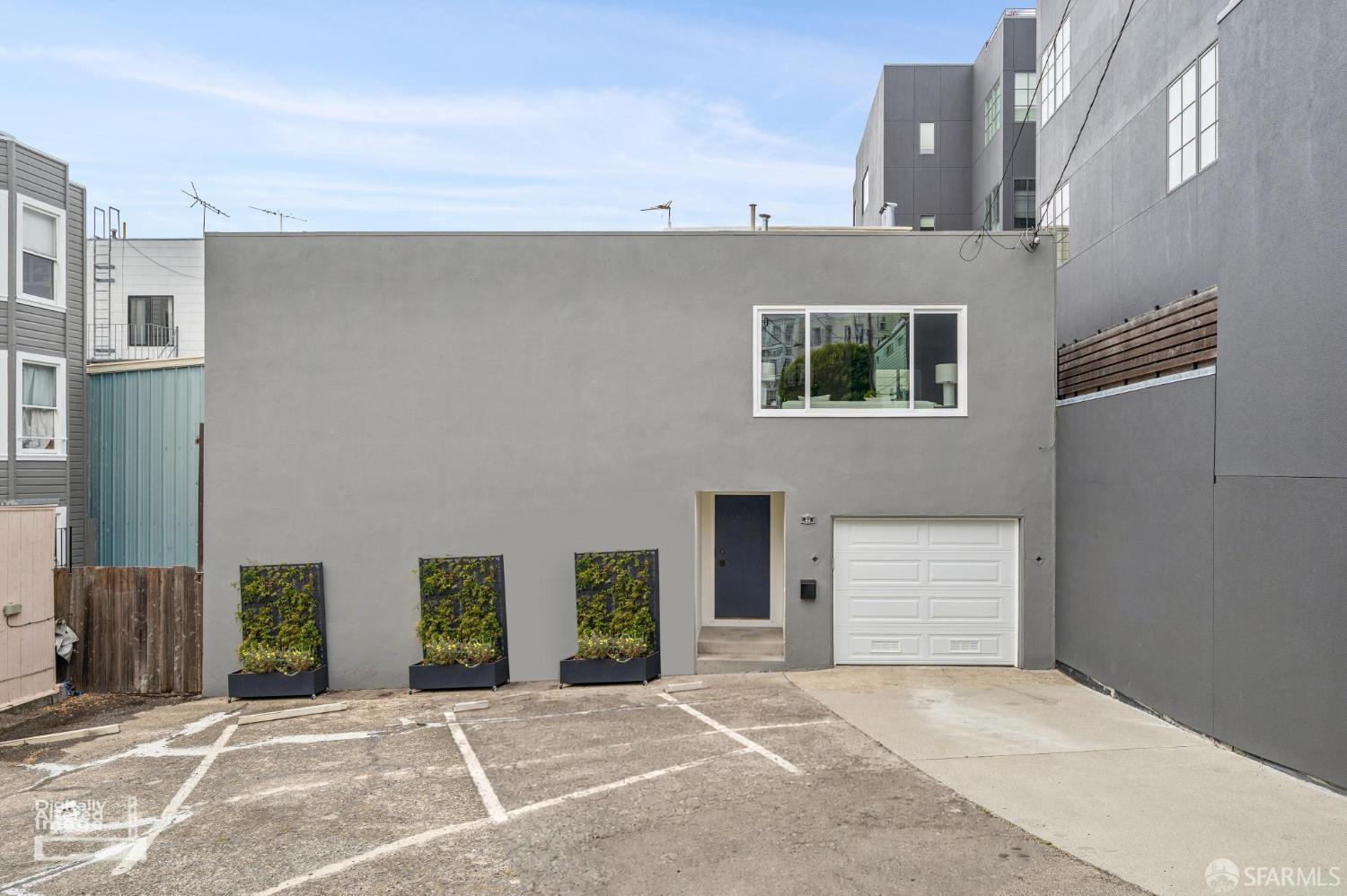 1544-1548 Hyde Street - Photo 2