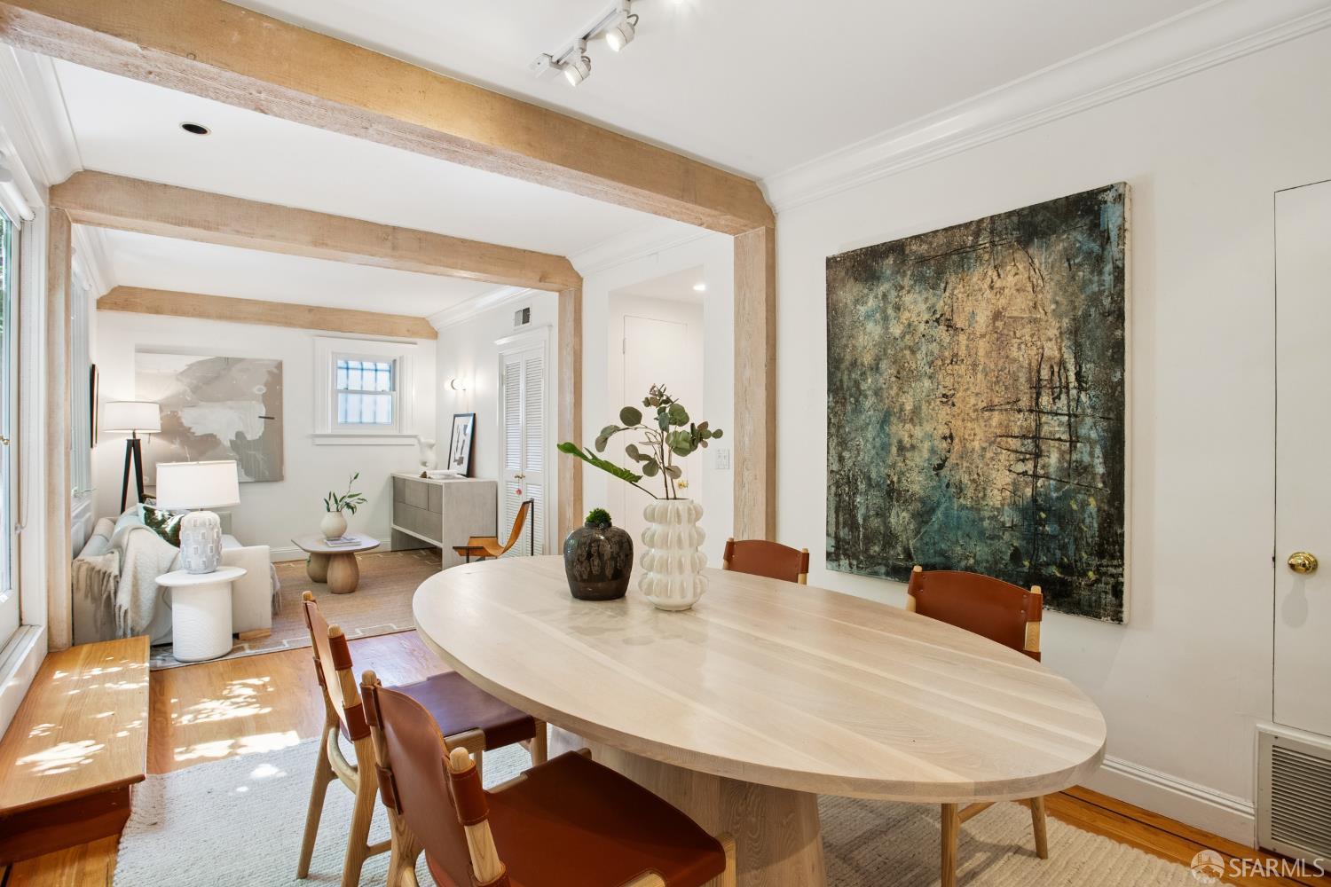 907 Douglass Street - Photo 2