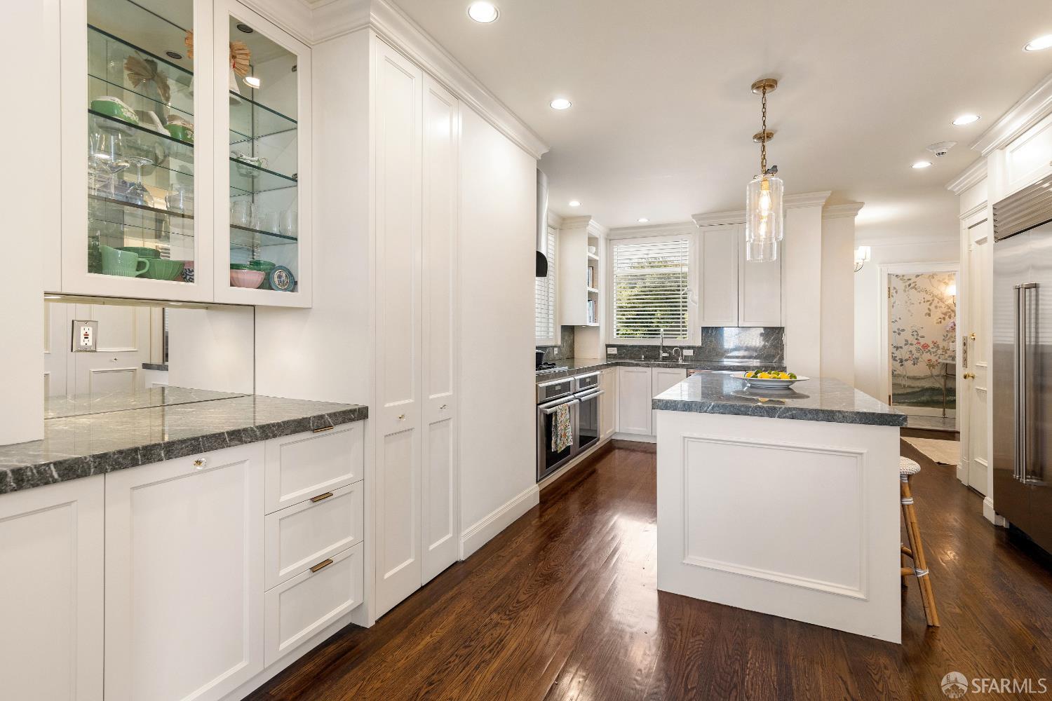 947 Green Street #2 - Photo 3