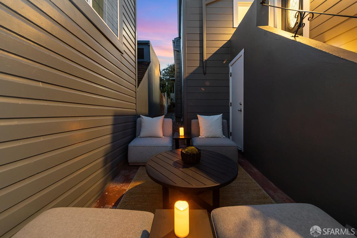 78 Tioga Avenue - Photo 2
