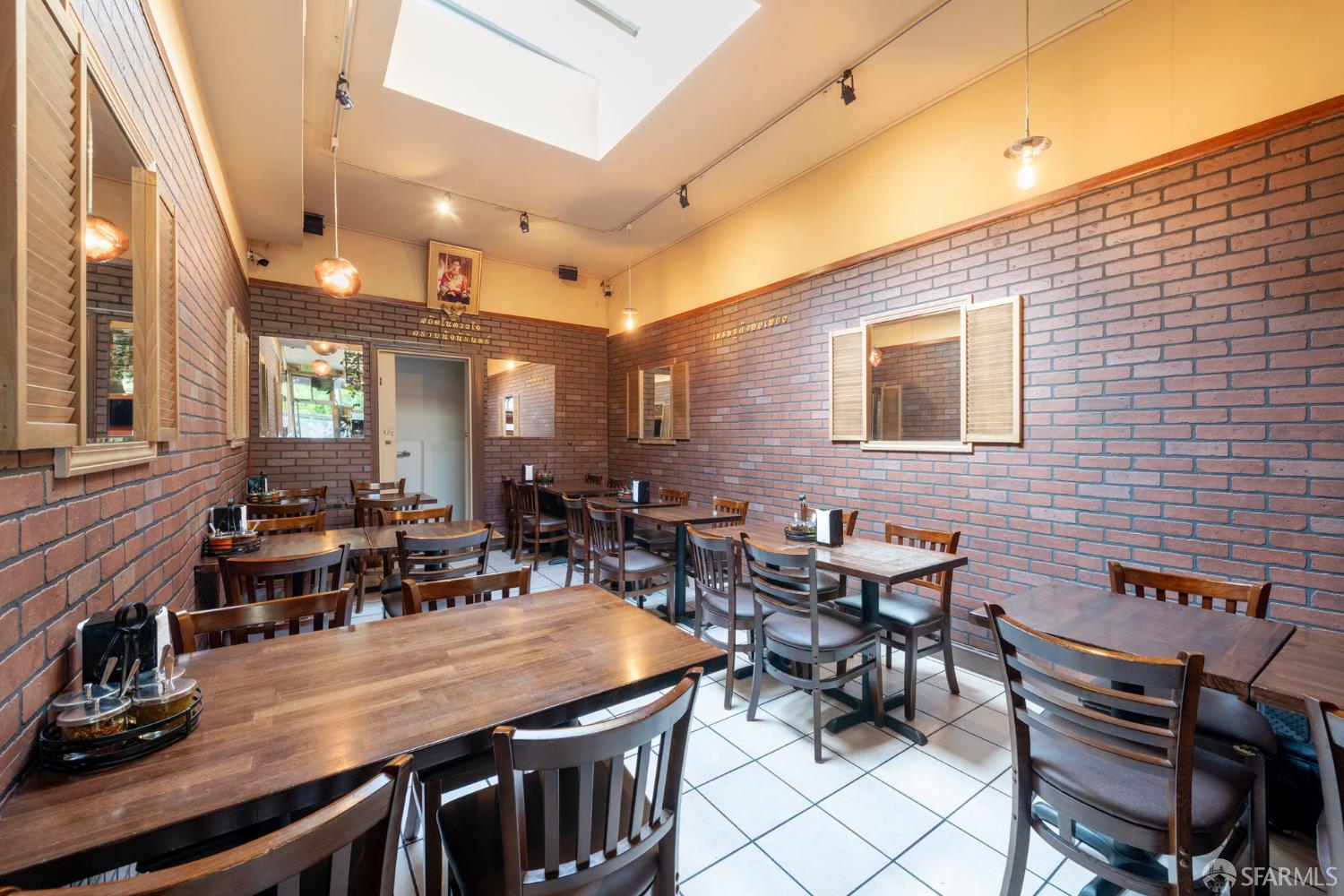 645 Clement Street - Photo 3