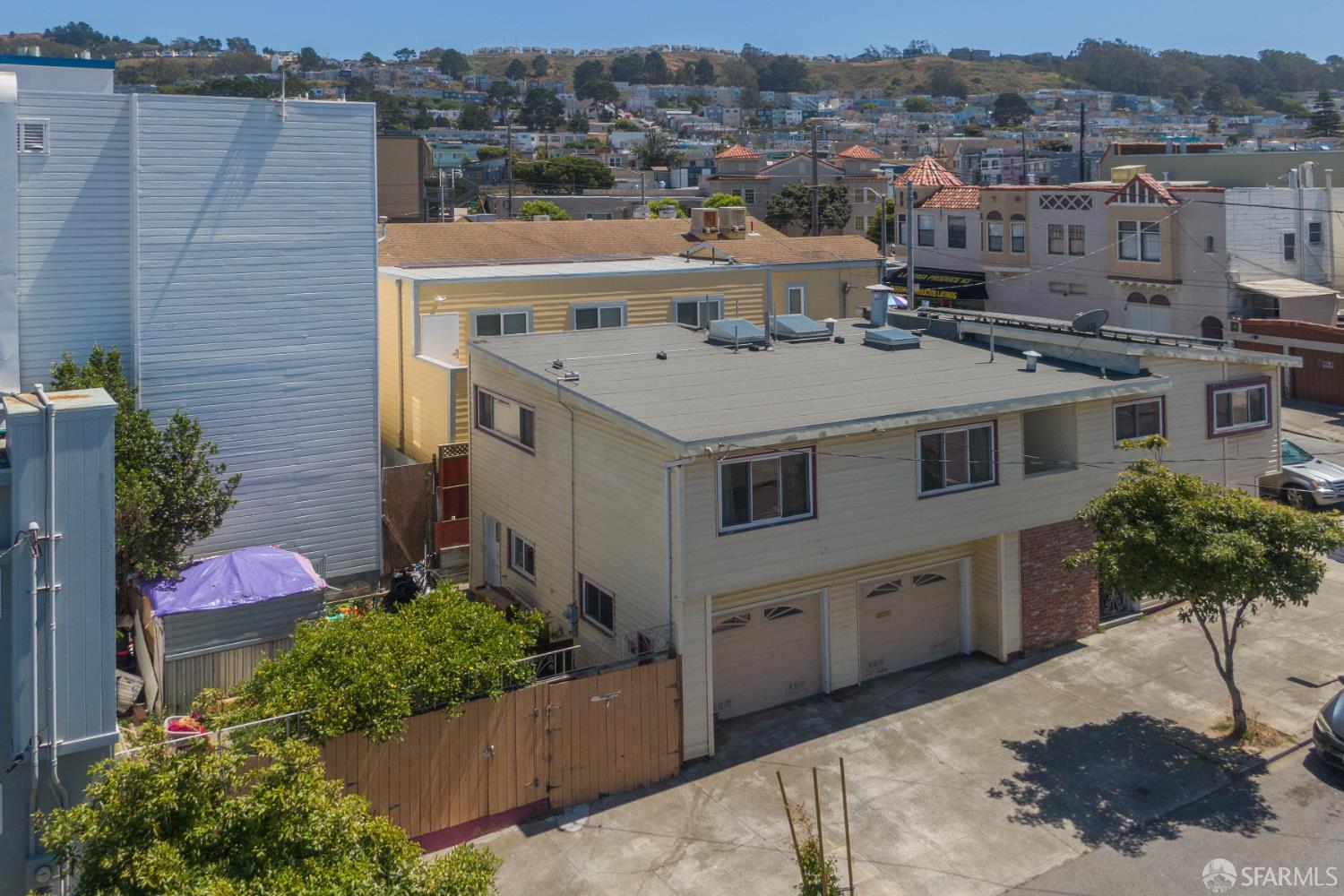 483 Ellington Avenue - Photo 4