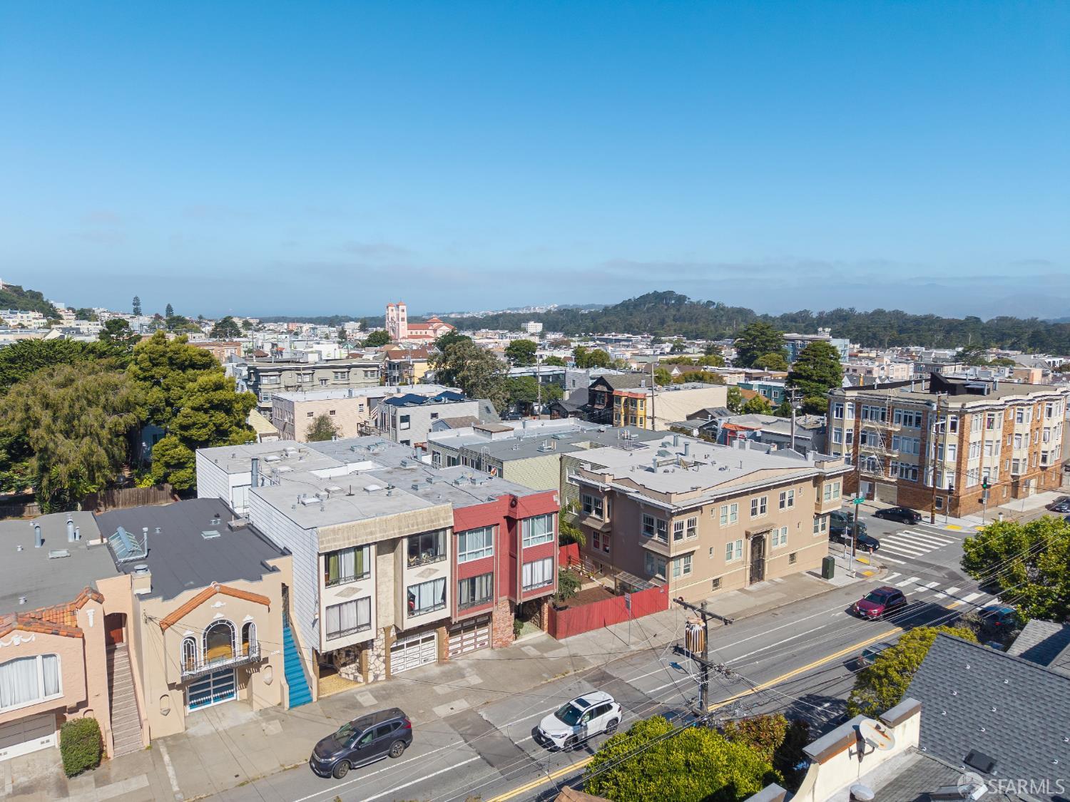 1517 7th Avenue - Photo 2