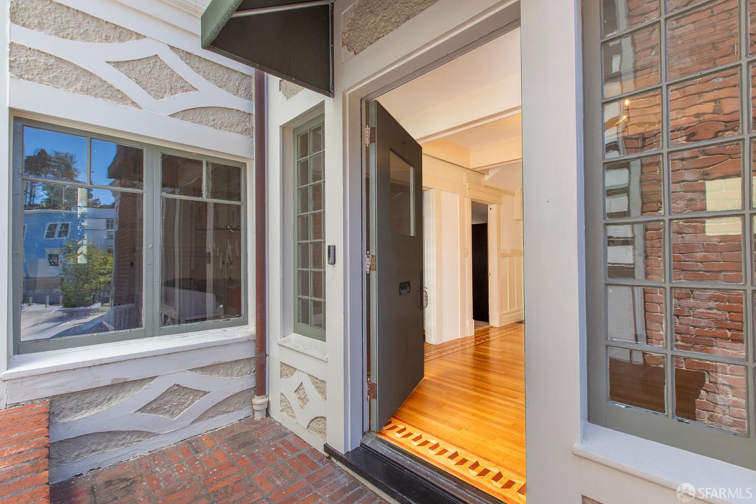 228 32nd Avenue - Photo 3