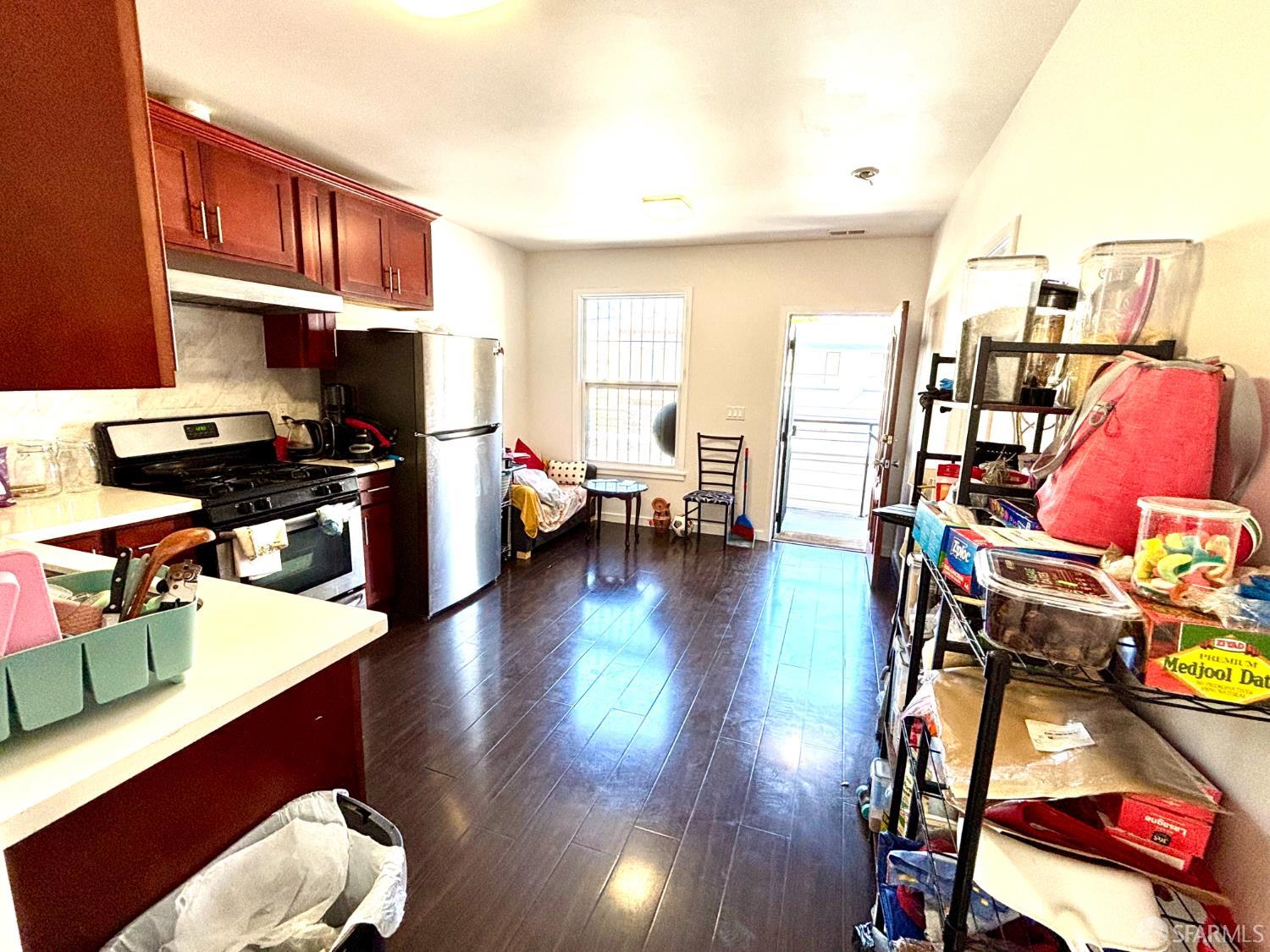 217 Holloway Avenue - Photo 4