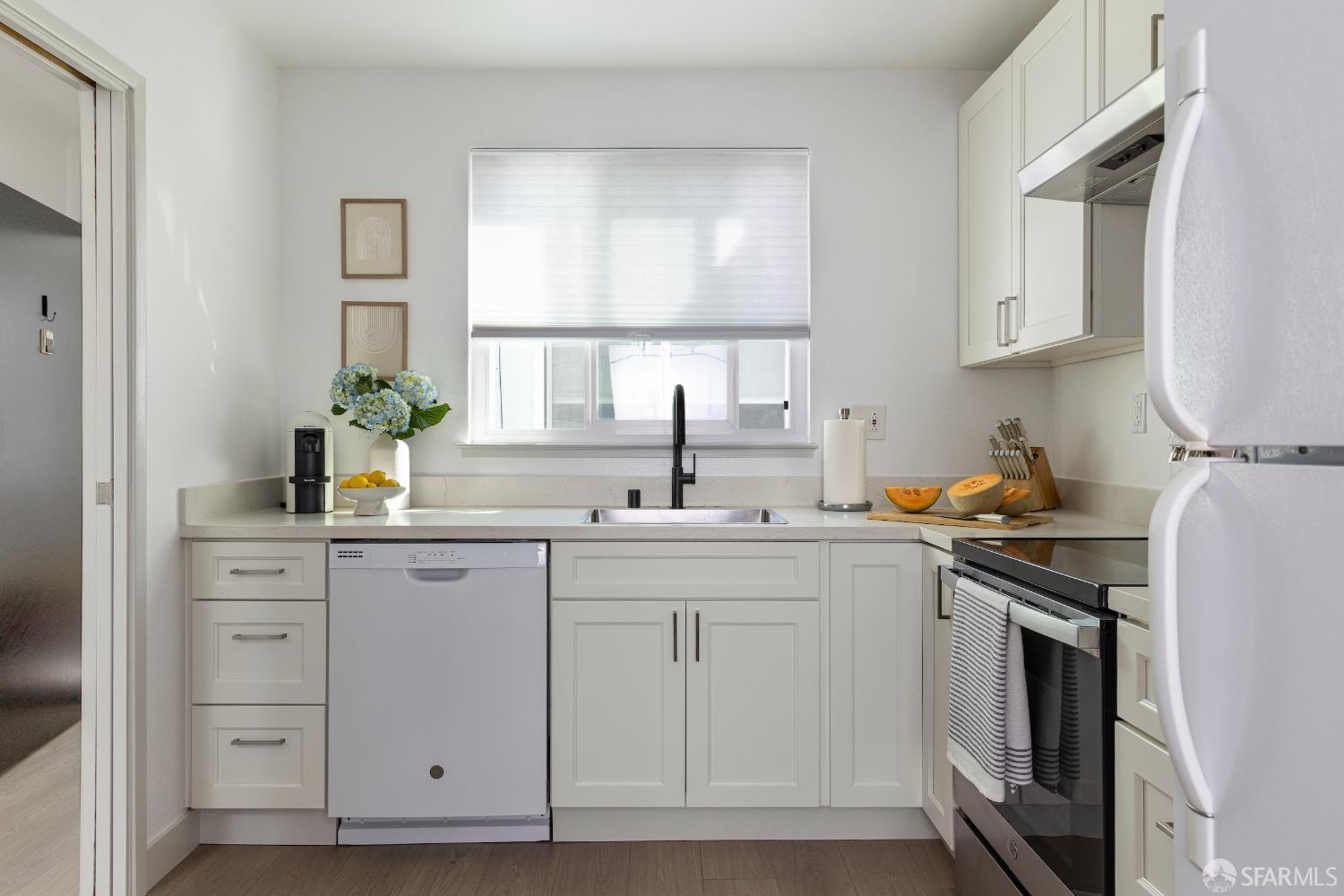 1517 7th Avenue - Photo 5