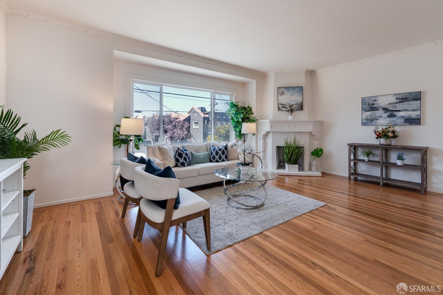 140 Naglee Avenue - Photo 2