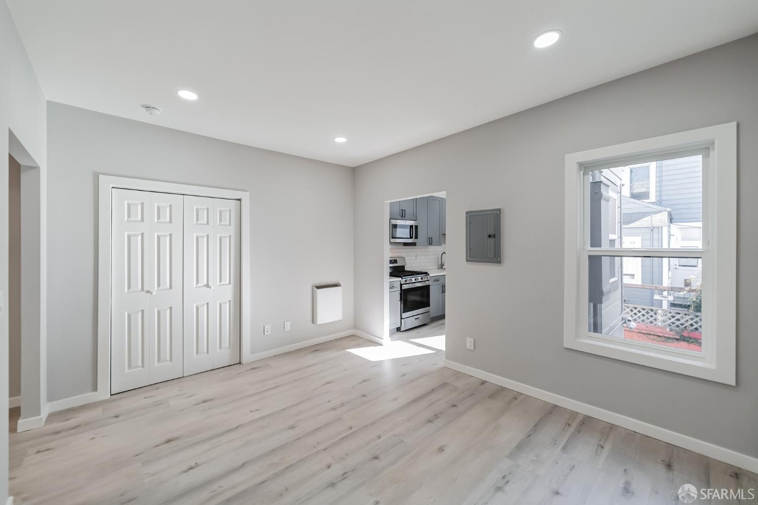425-431 Linden Street - Photo 4