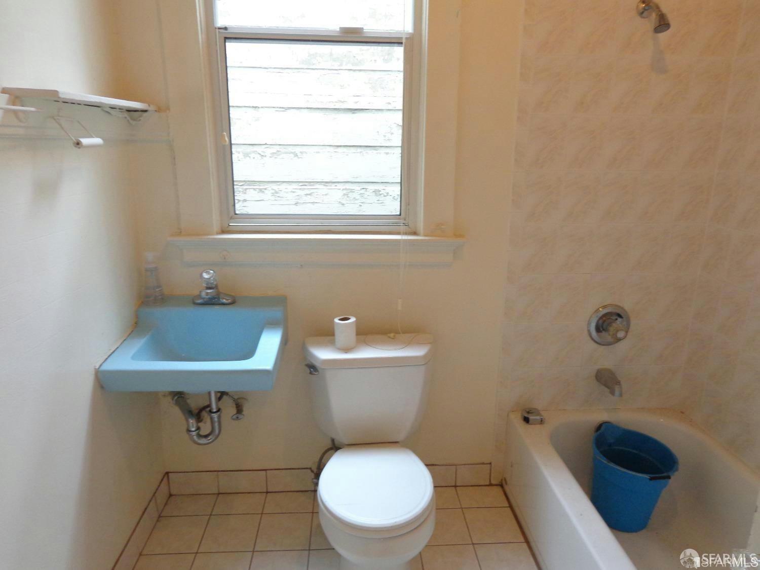 1322 Vallejo Street - Photo 5