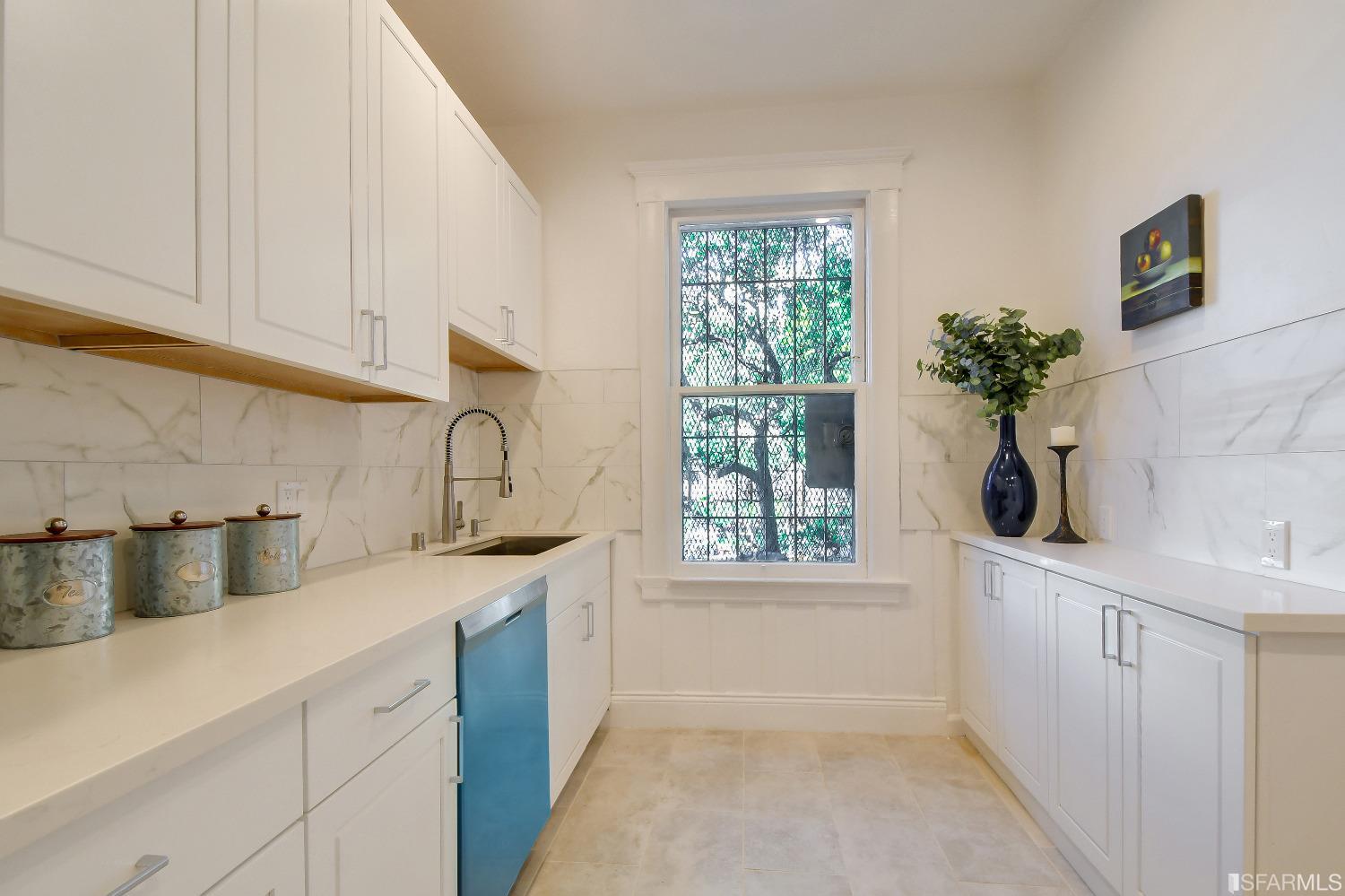 1318 Vallejo Street - Photo 3