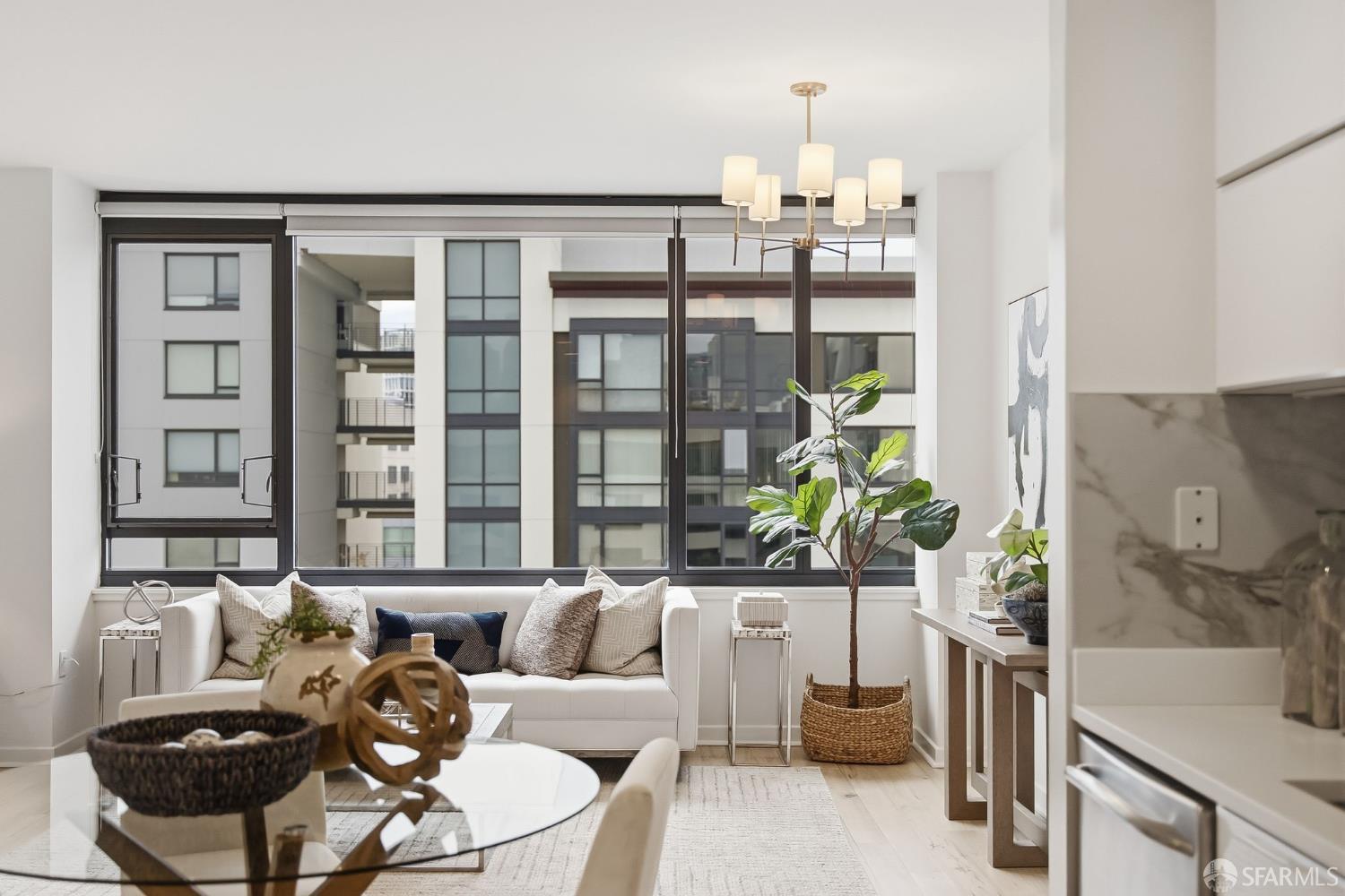 250 King Street #722 - Photo 5