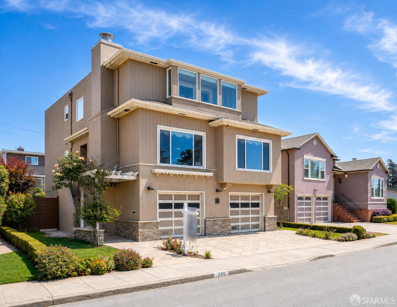 260 Gellert Drive - Main photo