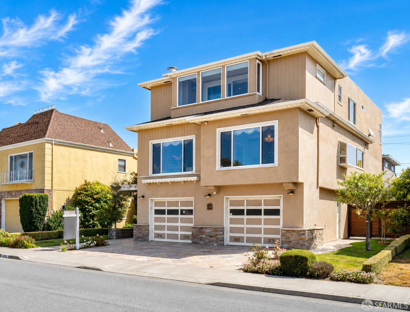 260 Gellert Drive - Photo 4