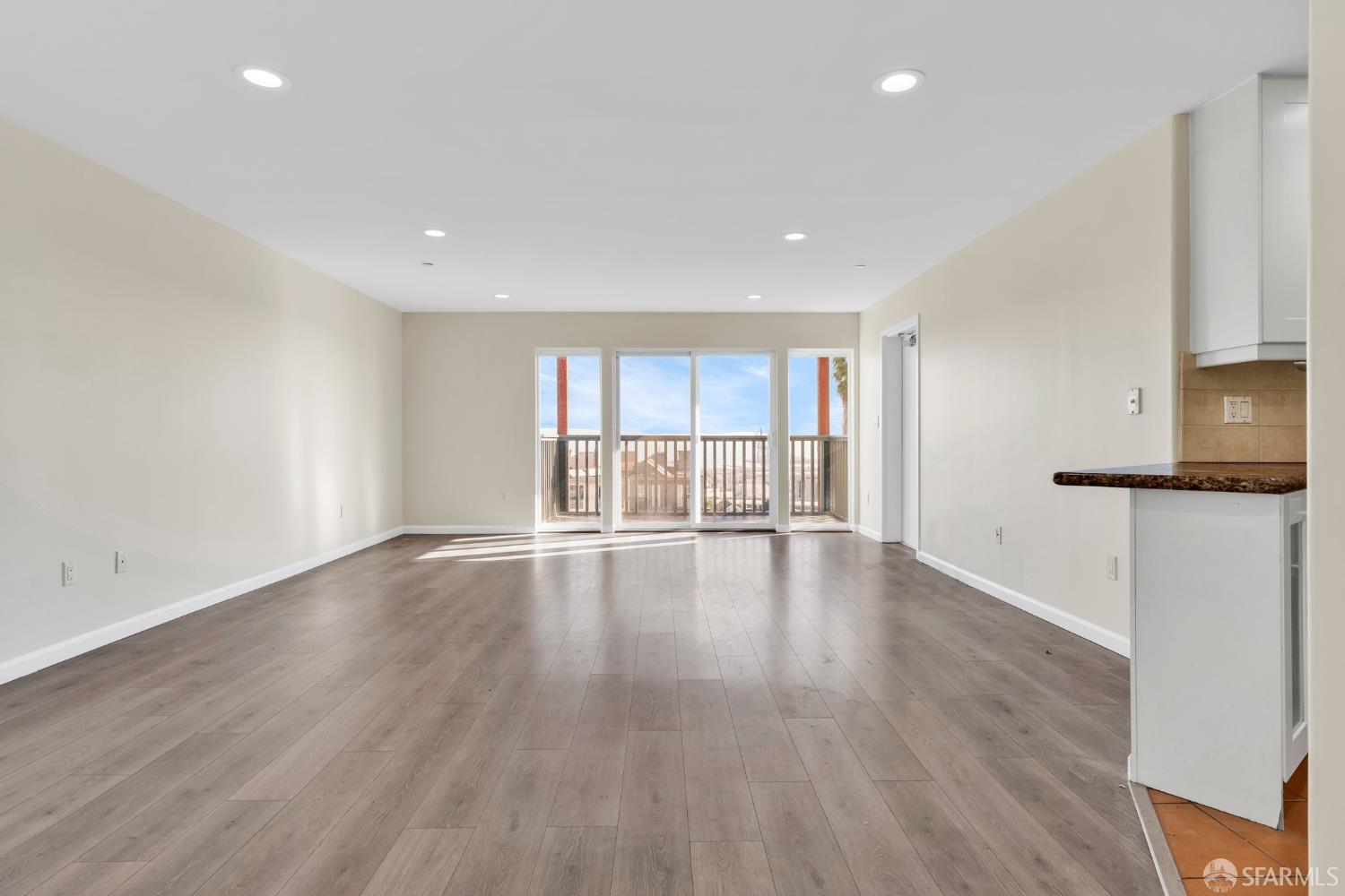 1075-1079 Texas Street - Photo 4