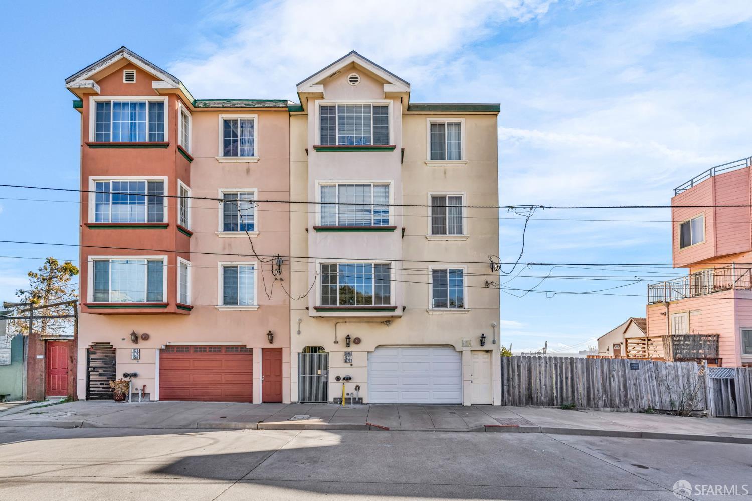 1075-1079 Texas Street - Main photo