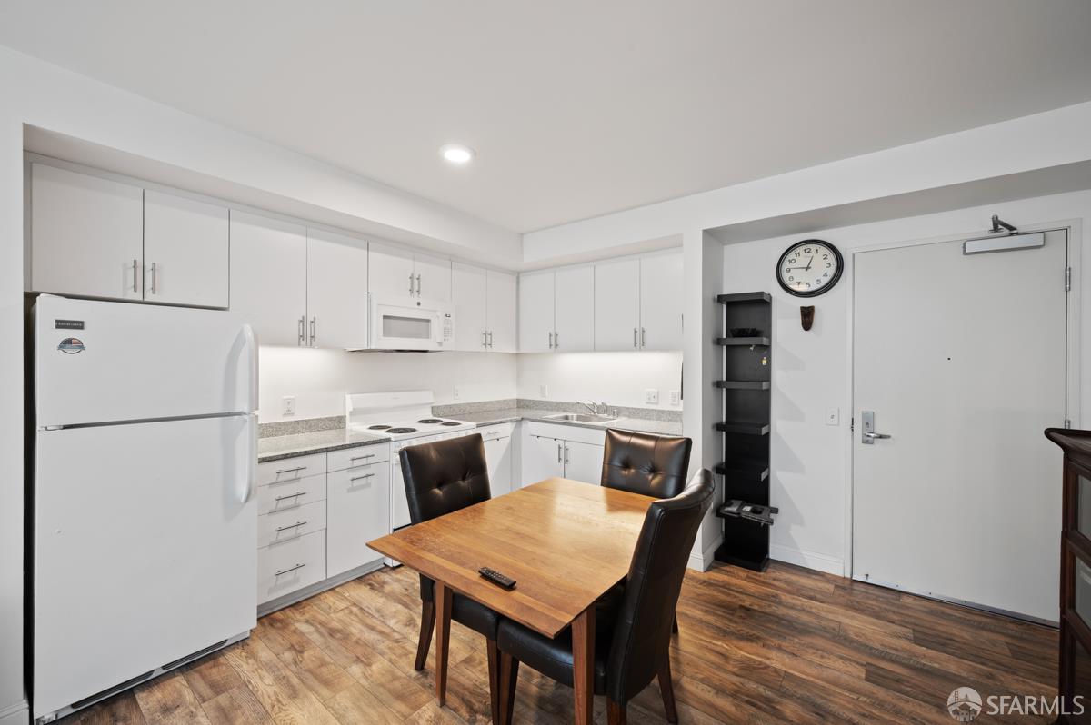 1400 Mission Street #212 - Photo 4