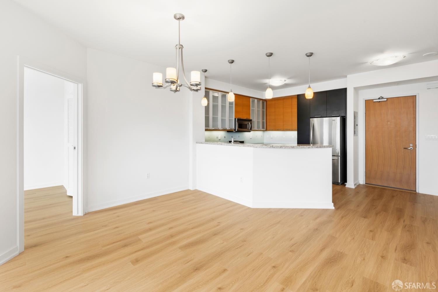 170 King Street #1027 - Photo 4