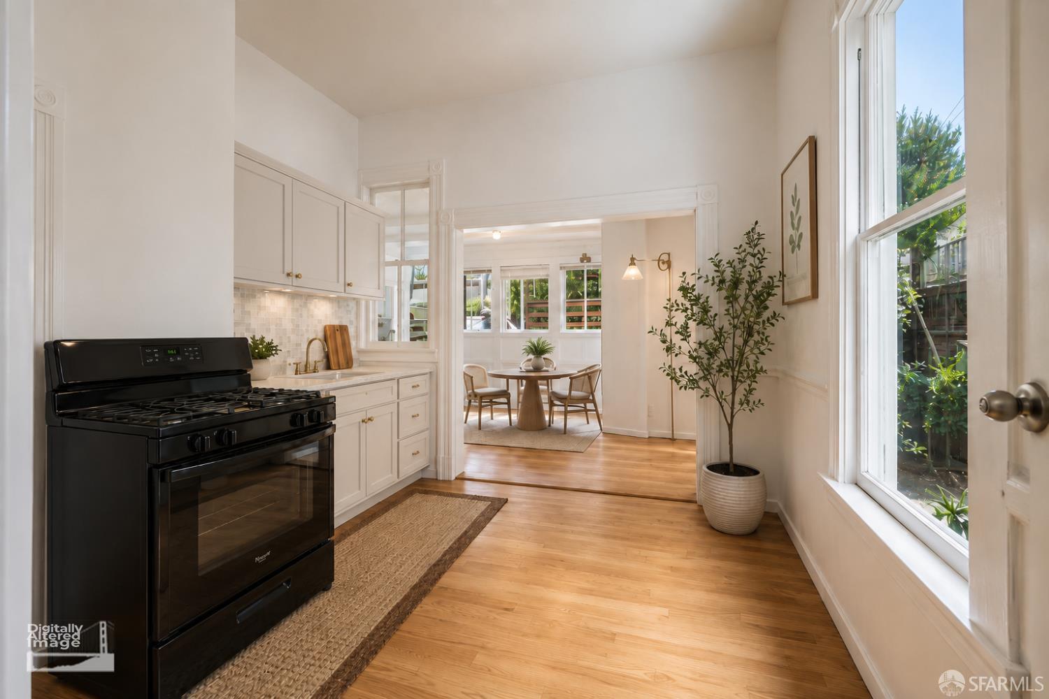 1016 Noe Street #B - Main photo