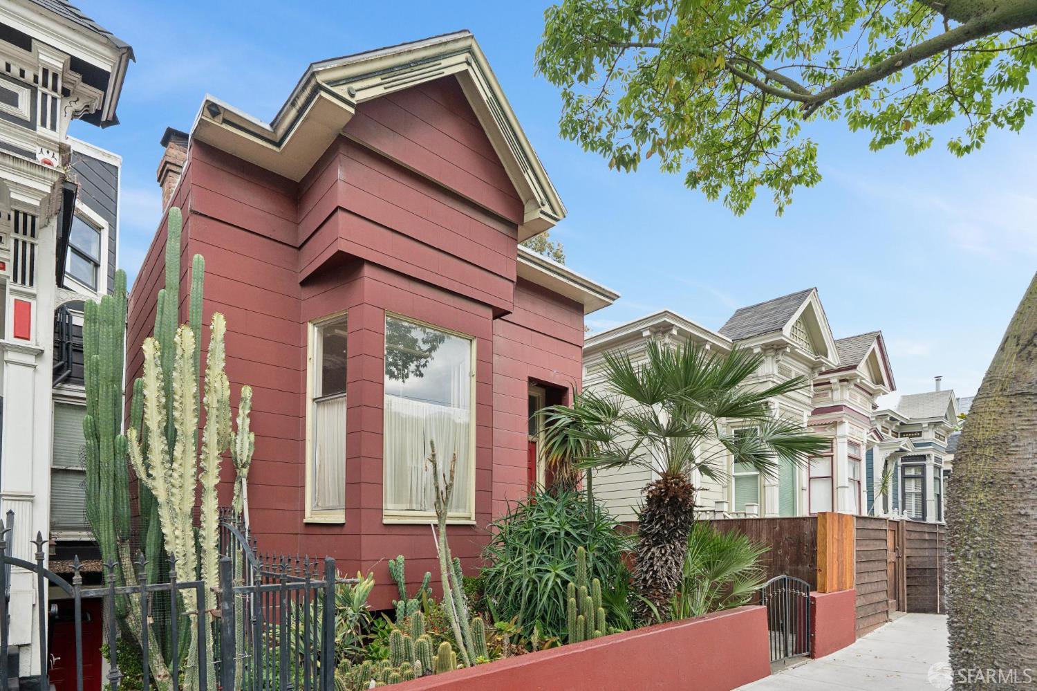 814 Potrero Avenue - Photo 3