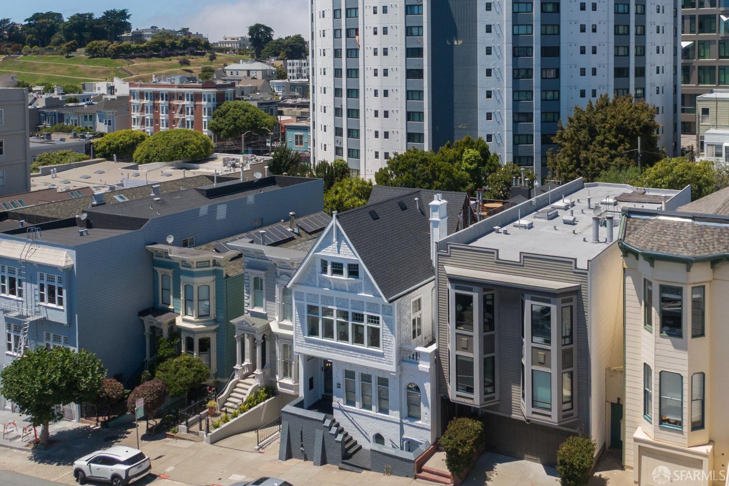 2334 California Street - Photo 4