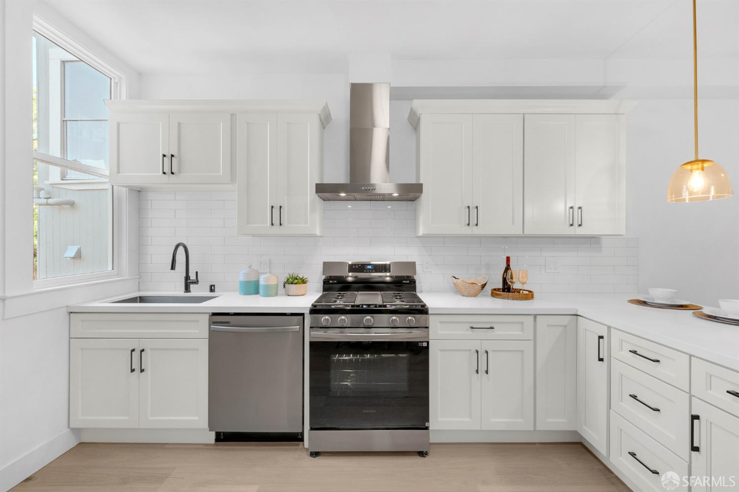 1060 Noe Street #1062 - Photo 4