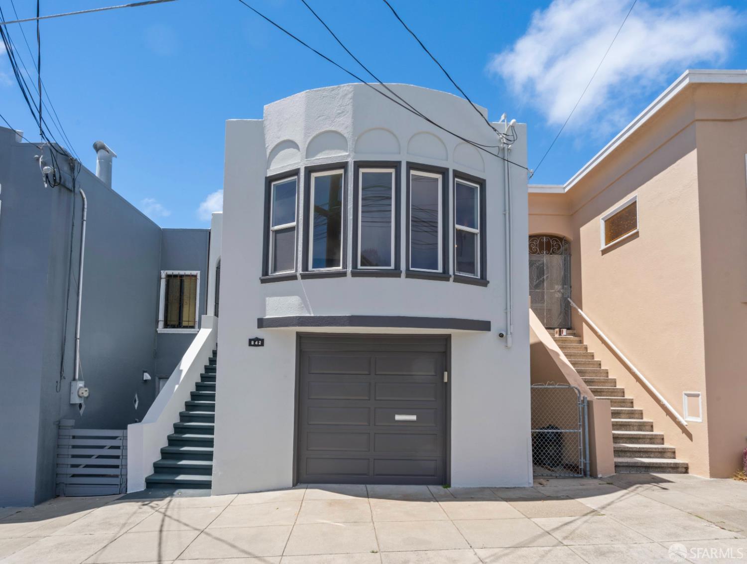 842 Edinburgh Street - Main photo