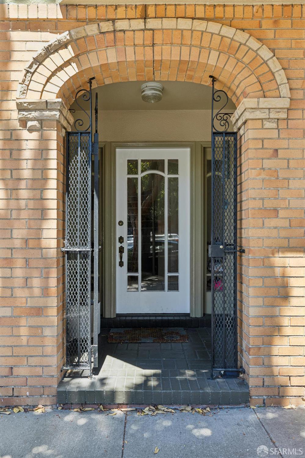 132 Anza Street - Photo 4