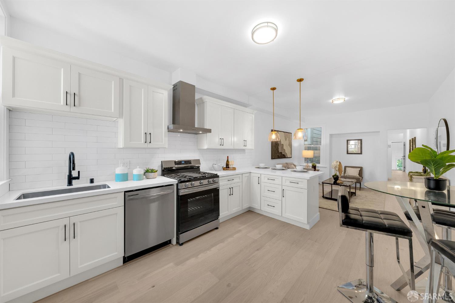 1060 Noe Street #1062 - Photo 5
