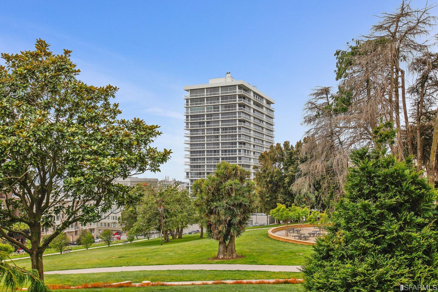 2200 Sacramento Street #705 - Photo 2