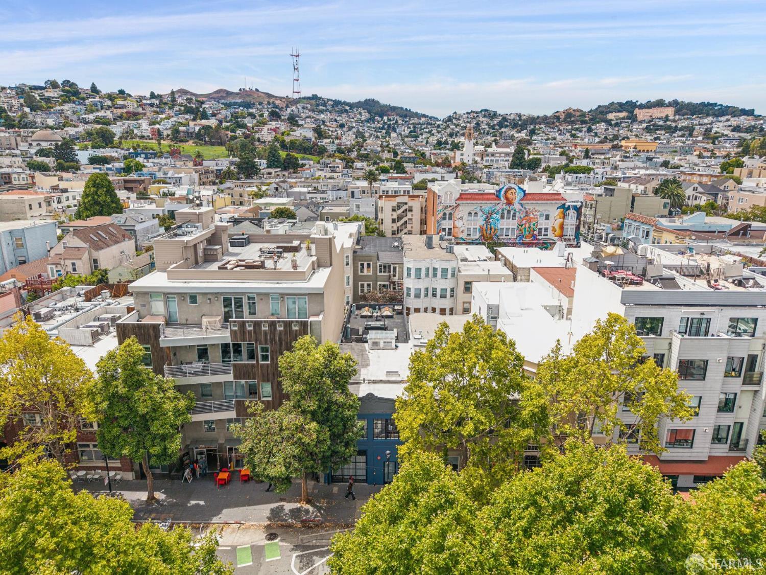 724 Valencia Street - Photo 4
