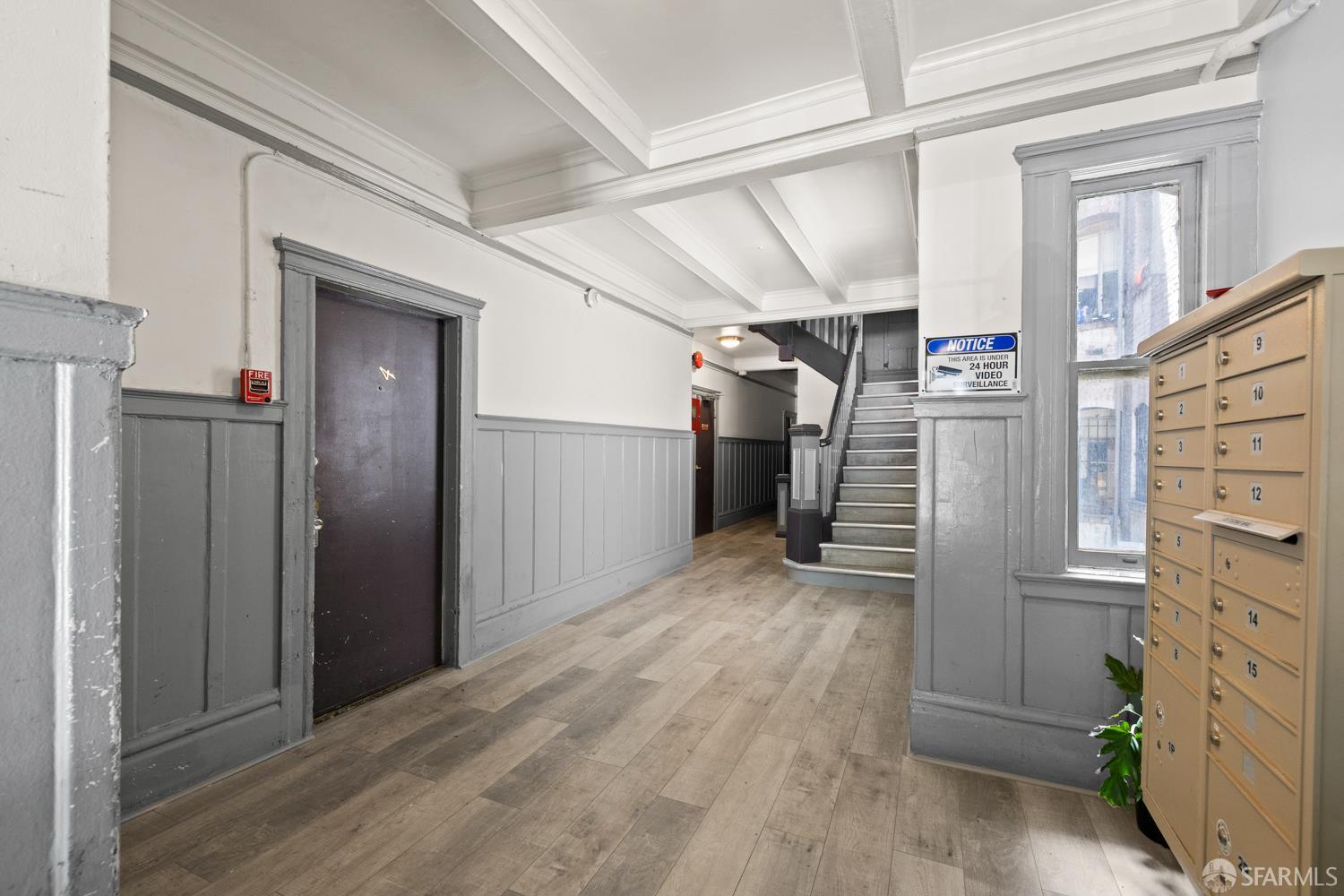 669 Ellis Street - Photo 5