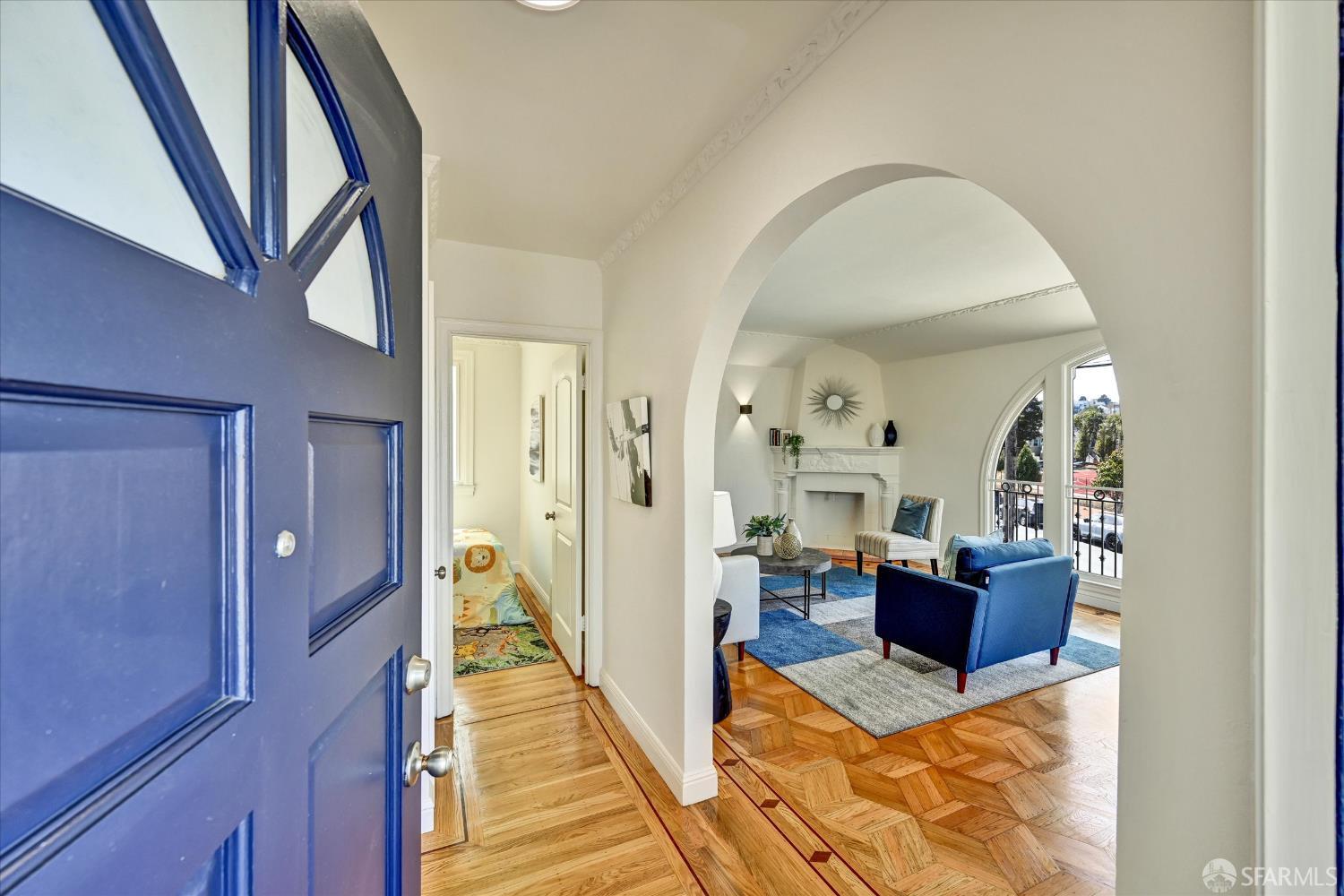 1157 Cayuga Avenue - Photo 3