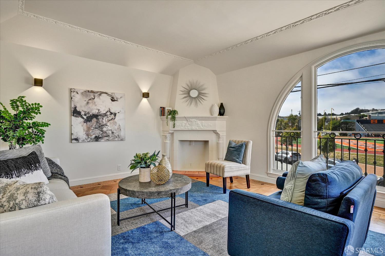 1157 Cayuga Avenue - Photo 4
